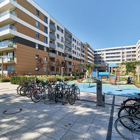 Exclusive Apartments Teczowa With Underground Parking By Noclegi Renters فروتسواف المظهر الخارجي الصورة