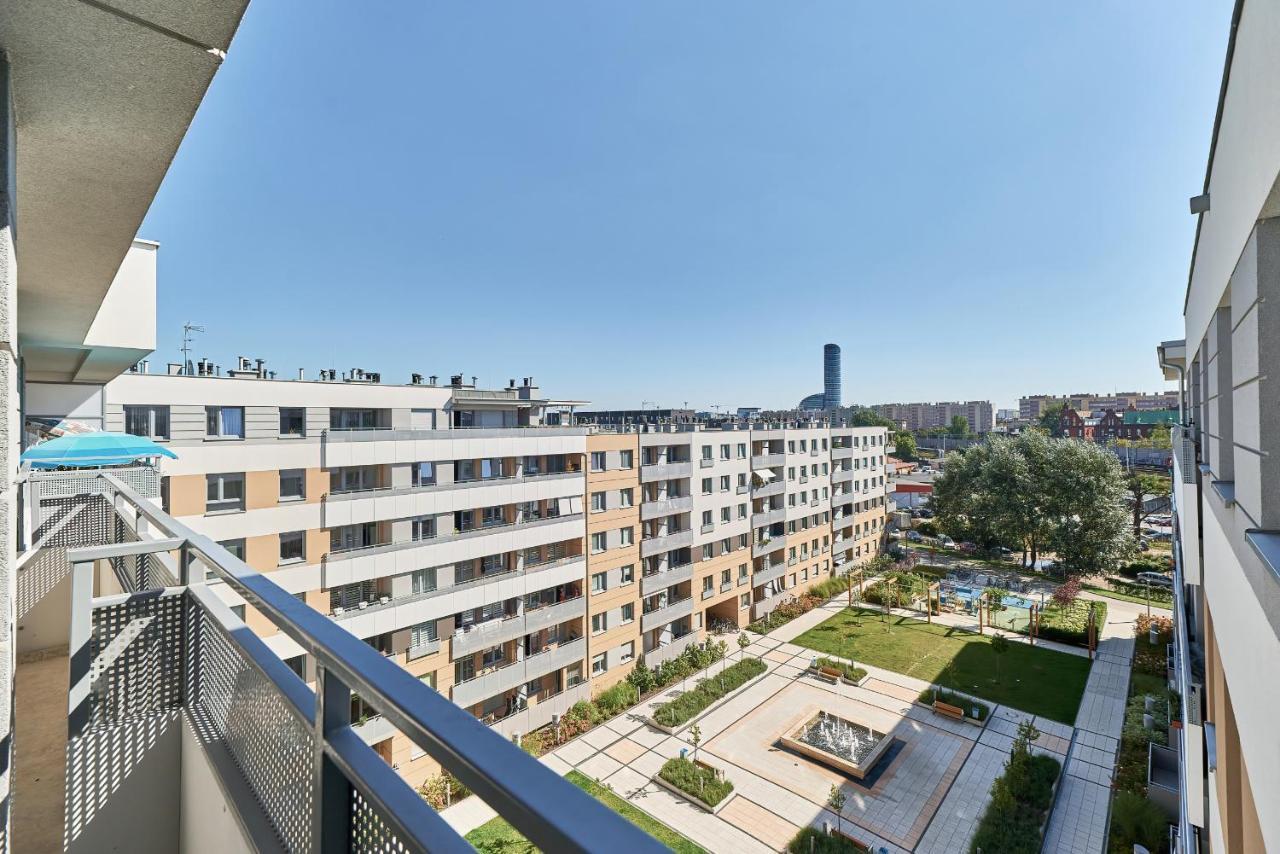 Exclusive Apartments Teczowa With Underground Parking By Noclegi Renters فروتسواف المظهر الخارجي الصورة