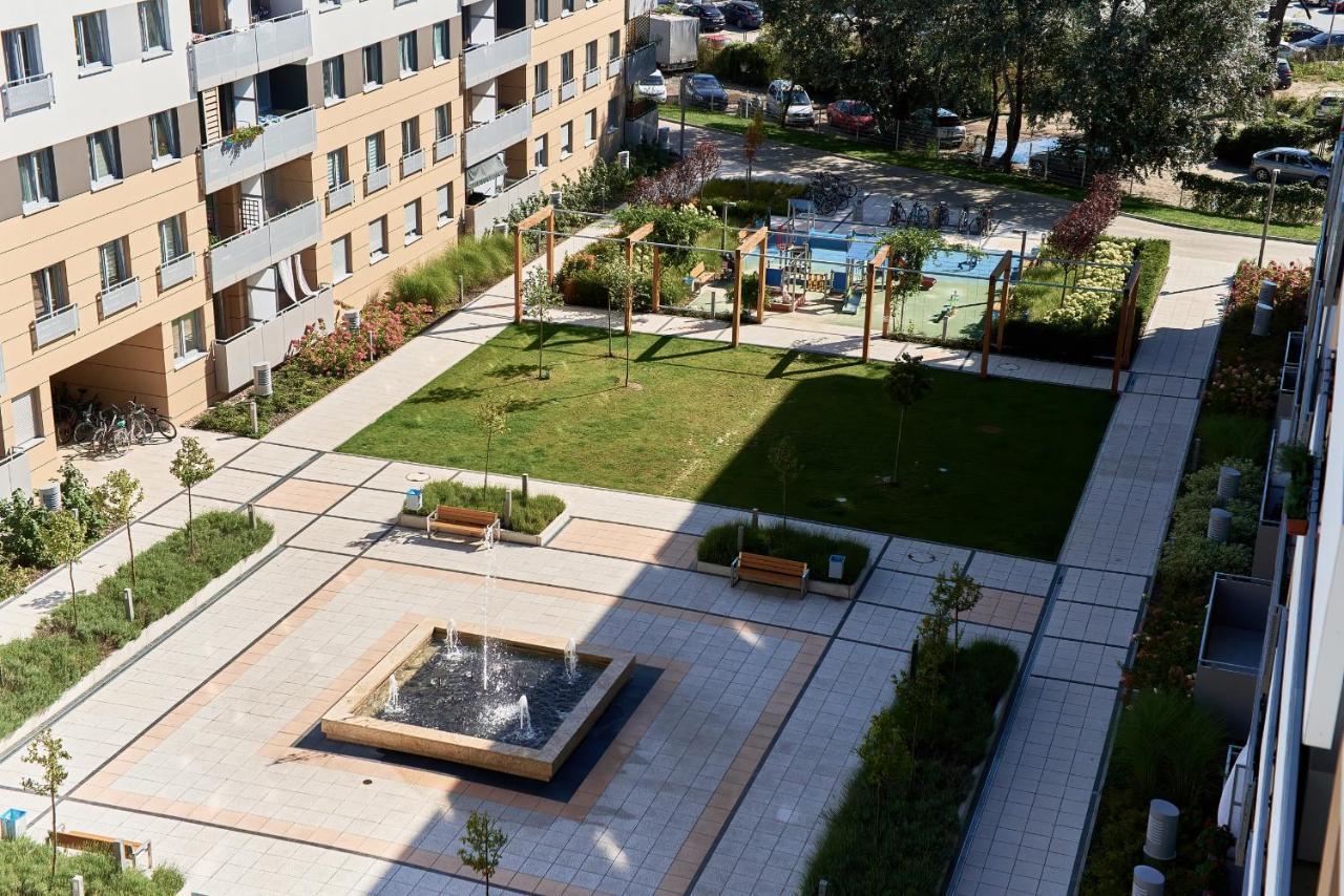 Exclusive Apartments Teczowa With Underground Parking By Noclegi Renters فروتسواف المظهر الخارجي الصورة