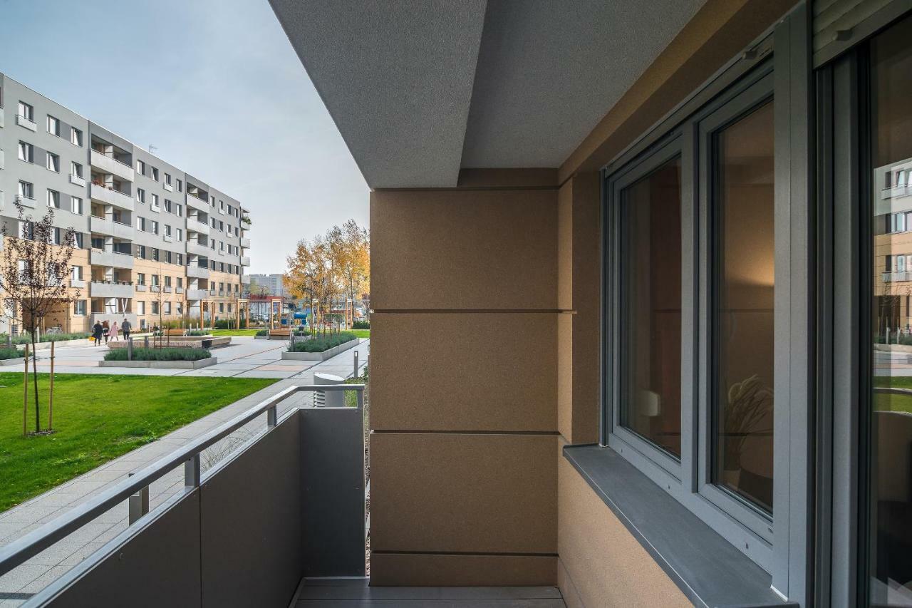 Exclusive Apartments Teczowa With Underground Parking By Noclegi Renters فروتسواف المظهر الخارجي الصورة